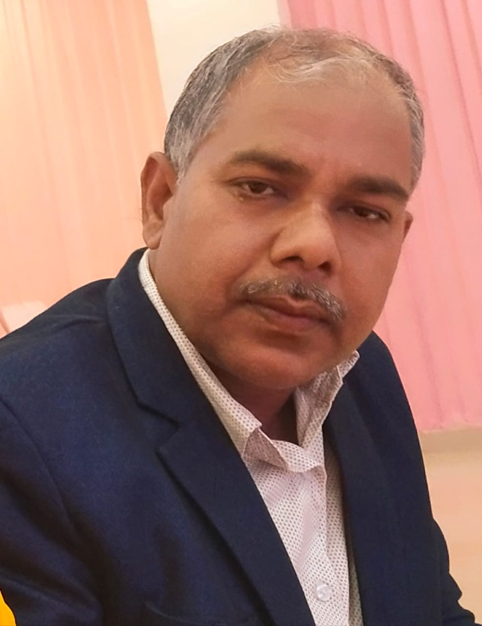 Ramjee yadav TGT Intermediate physics laboratory in charge